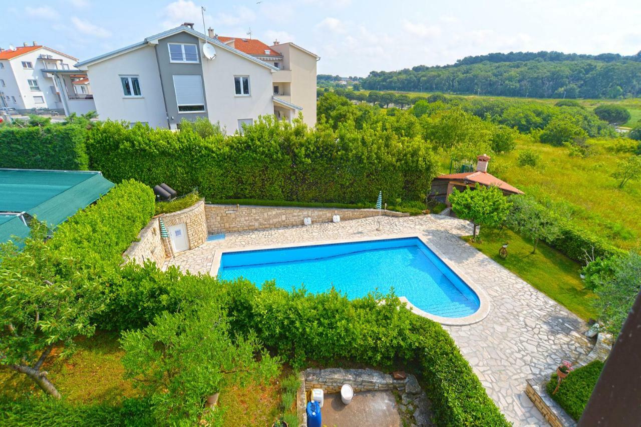 Pool Apartments 624 Pola Esterno foto
