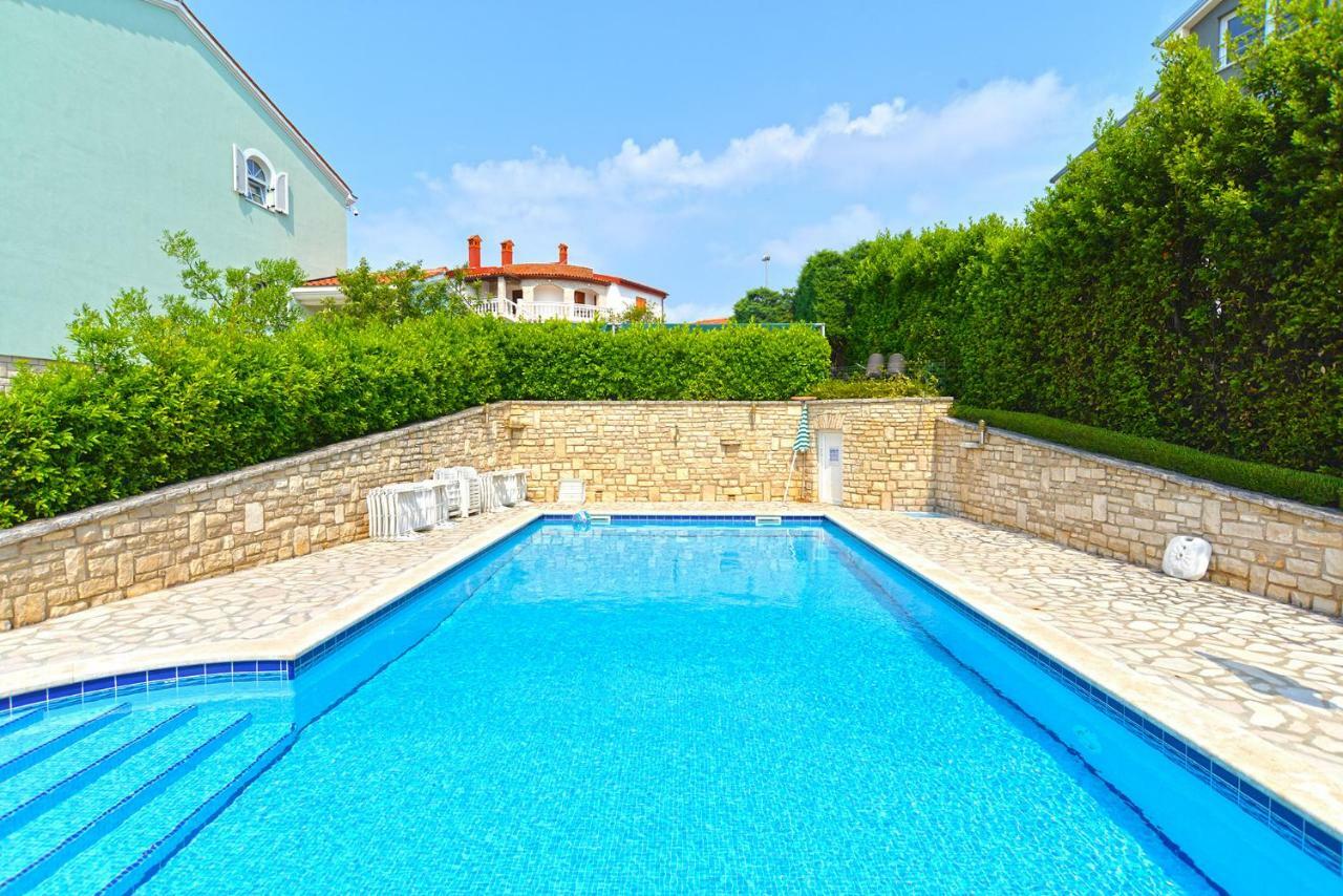 Pool Apartments 624 Pola Esterno foto